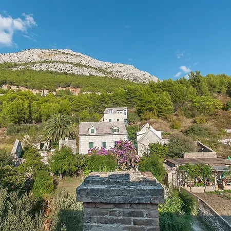 Apartment Lucic Omis